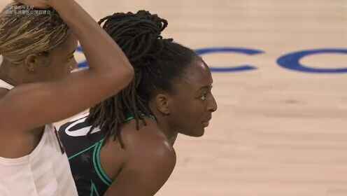  08月21日WNBA常规赛 亚特兰大梦想124-88洛杉矶火花
