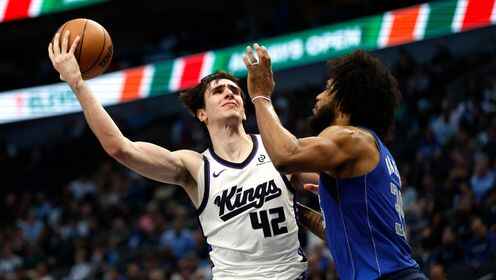 ??國王戰勝獨行俠 阿丘瓦29+12 普洛登7中7 馬紹爾36+10+6