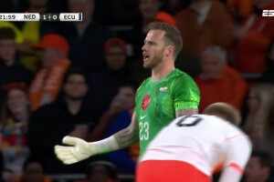  荷蘭1-1遭扳平！門將弗萊肯犯規(guī)送點(diǎn)，恩納-瓦倫西亞主罰命中！