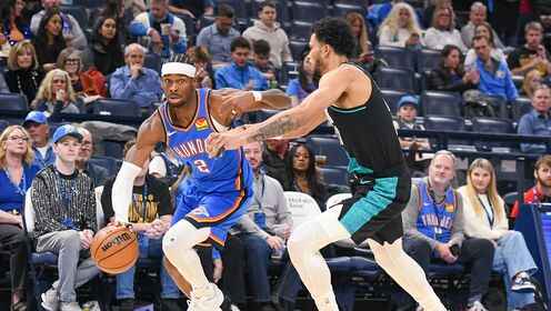 繼續(xù)三節(jié)打卡！亞歷山大15中11砍30分2板6助4斷 連續(xù)第105場20+