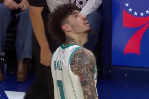 【全場(chǎng)回放】 76人vs黃蜂 (劉沛元)