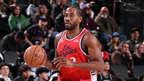 攻防俱佳！倫納德17中9輕松拿下28分5板2助1斷1帽