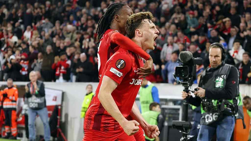  歐聯杯-金特爾破門鈴木唯人傳射 弗賴堡總比分5-2亨克