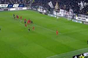 給了機(jī)會(huì)沒抓住！戴維禁區(qū)造點(diǎn)，親自主罰綿軟無力被門將用腿擋出