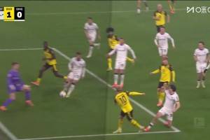  德甲-布兰特3场进4球拜尔破门+失单刀 多特2-0门兴先赛升第二