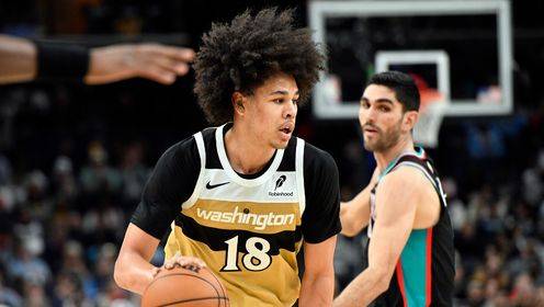 打得挺好！凯肖恩&middot;乔治39分钟16中10砍28分7板7助