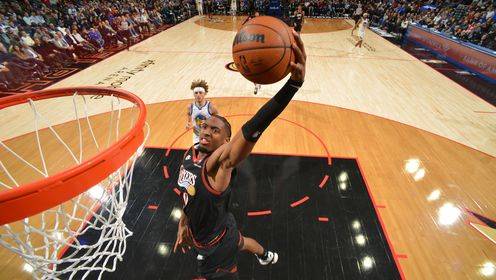 ?埃奇庫(kù)姆補(bǔ)籃絕殺76人力克勇士！馬克西35分 恩比德12+6