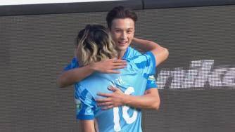 閃擊！安永佳開場44秒進(jìn)球，董巖鋒解圍失誤，蓉城0-1落后