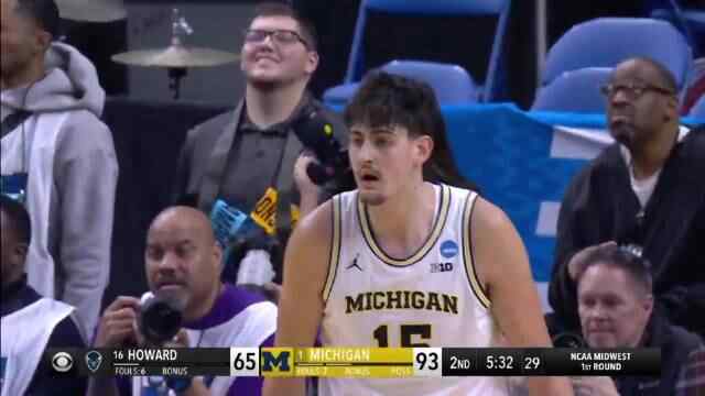 阿達伊&middot;馬拉vs霍華德大學貢獻19分7板6助3帽集錦