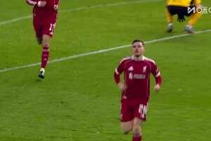 [进球视频] 利物浦打破僵局！罗伯逊外围抽射死角破门！萨拉赫策动琼斯助攻！