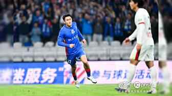 中超-讓2追3！蓉城3-2絕殺申花仍不敗領跑 費利佩倒鉤+雙響韋林頓絕殺