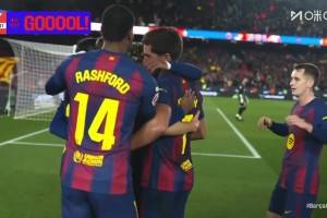 锁定胜局！亚马尔助攻奥尔莫破门，巴萨3-1领先阿拉维斯