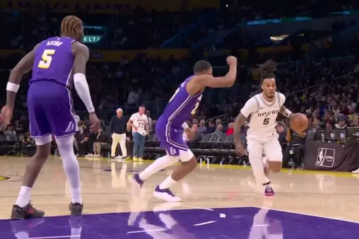 【全场回放】 湖人vs马刺 (杨健、马健、佳依)