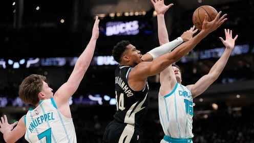 ??雄鹿1分險勝黃蜂 字母哥暴扣準絕殺30+10 克尼佩爾26分