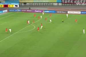 朝鲜女足连续传递后再度兜射得手，中国U17女足0-2落后