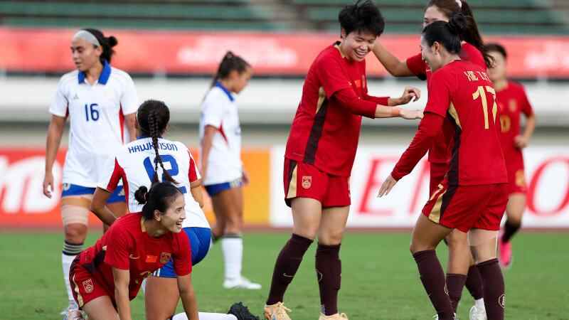 [集锦-CCTV] 女足小组赛：中国5-1菲律宾