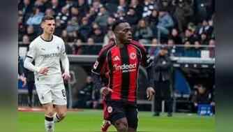 德甲-N&middot;布朗破門巴霍亞助攻雙響 法蘭克福3-0完勝門興