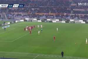 挽回顏面！?？ㄍ辛杩沾蜷T擊中防守球員折射入網(wǎng)