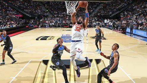 相当高效！唐斯全场11中9砍下29分8篮板