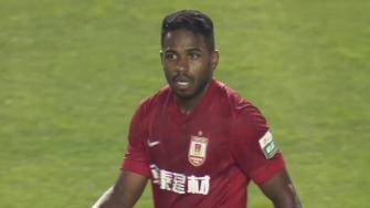 卡米洛后点头球砸进球门，亚泰主场1-0领先梅州