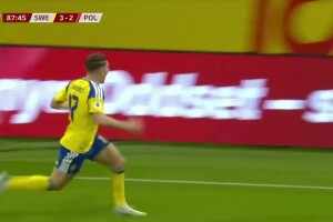  ?神鋒救主！約克雷斯一錘定音！瑞典3-2絕殺波蘭晉級世界杯！