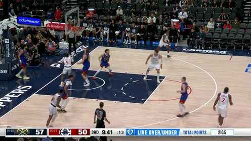 下半場狂轟20分！小瓊斯15中7拿下22分3板1助 上半場2分