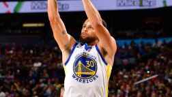 關(guān)鍵戰(zhàn)手感糟糕！庫(kù)里36分鐘16中4得到17分4板4助4失誤 正負(fù)值-13