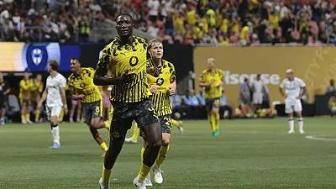 战皇马！多特2-1蒙特雷进八强 吉拉西双响小贝林停赛无缘兄弟对决