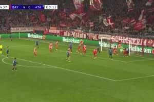 扳回一城！薩馬爾季奇后點頭球破門，亞特蘭大總比分2-10拜仁