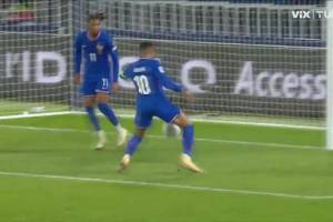  姆總雙響！禁區(qū)內亂戰(zhàn)姆巴佩后點補射得手！法國3-0領先烏克蘭！