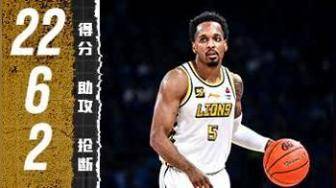 輕松又愉快！小巴里-布朗出戰26分鐘砍22分6助2斷 正負值+27！