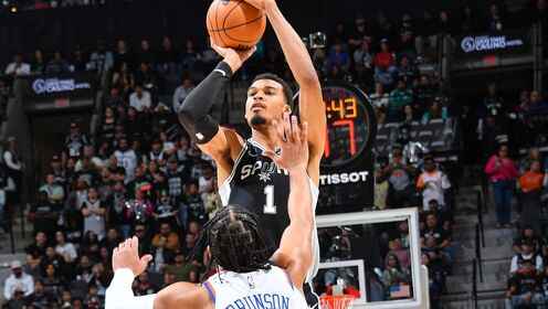 ??馬刺終結(jié)尼克斯3連勝 文班31+13&傷退 尚帕尼新高11記三分