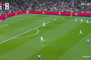 驚出一身冷汗！格列茲曼橫傳，略倫特勁射攻門致盧寧脫手