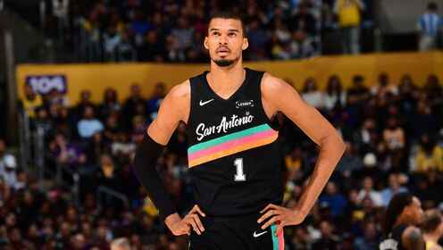 半場37分！文班亞馬vs湖人三節打卡砍40+12集錦