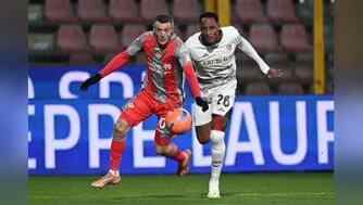  意甲-瓦爾迪傳射特雷皮絕平 克雷莫內塞2-2卡利亞里