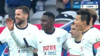  英博1-0領先！馬萊萊抽射破門弒舊主