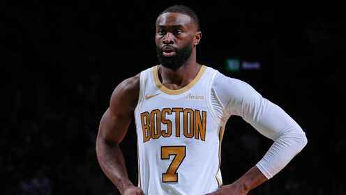 獨撐！杰倫&middot;布朗29中14得33分7板4助 可惜失誤稍多有7次