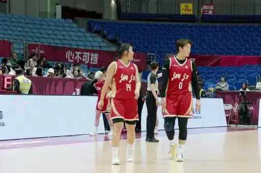 全場回放（現場解說）