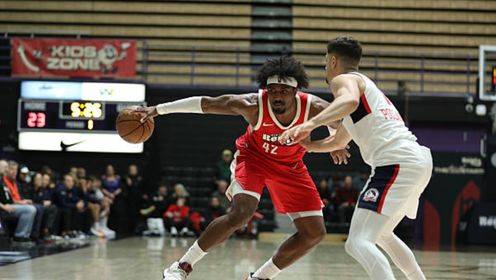 ??楊瀚森20+7+7+2+2！混音加時不敵快船 狄龍·瓊斯三雙