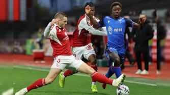 法甲-阿約克傳射喬塔德破門(mén) 布雷斯特2-0歐塞爾