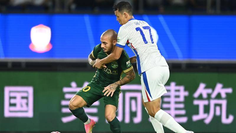 中超-3輪不勝！申花0-0浙江距榜首1分 路易斯倒鉤中框盧卡斯失良機