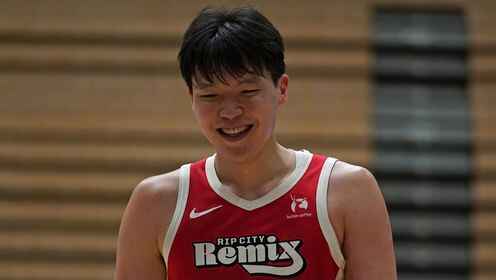 G聯(lián)賽生涯得分新高！楊瀚森砍22分7板3助1斷2帽 工作室曬數(shù)據(jù)海報(bào)