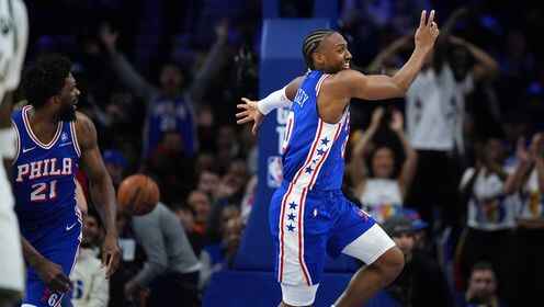 得分組織都不錯！馬克西19中9貢獻22分9助攻 兩度單節(jié)得分上雙