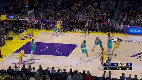 全能表現難救主！詹姆斯19中10空砍29分9板6助2斷1帽 下半場19分