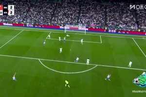 這球無解！莫利納超遠距離世界波直鉆死角，馬競2-2扳平皇馬