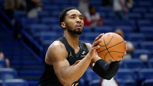 關鍵2+1殺死比賽！米切爾23中9拿下27分7板3助1斷 末節12分