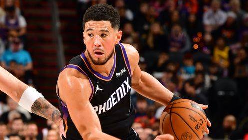 三分犯規(guī)很致命！布克復(fù)出17中7拿到27分6板7助1斷1帽 罰球16中13