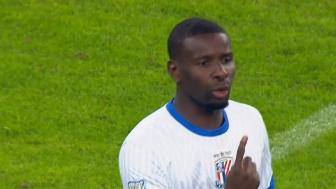 中超-无缘冠军！申花3-1津门虎一连两年第2 阿苏埃路易斯破门吴曦点射