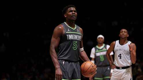 頂住了！愛德華茲21中10得23分2板3助 末節5中4砍9分率隊逆轉