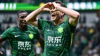 中超-終結(jié)三連敗！國安4-2本賽季三殺大連英博，法比奧戴帽塞鳥傳射